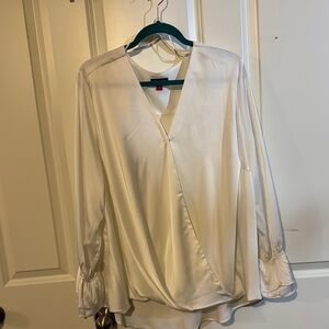 Vince Camuto NWT 2XL Elegant Women's Ivory Wrap-Front Satin Blouse